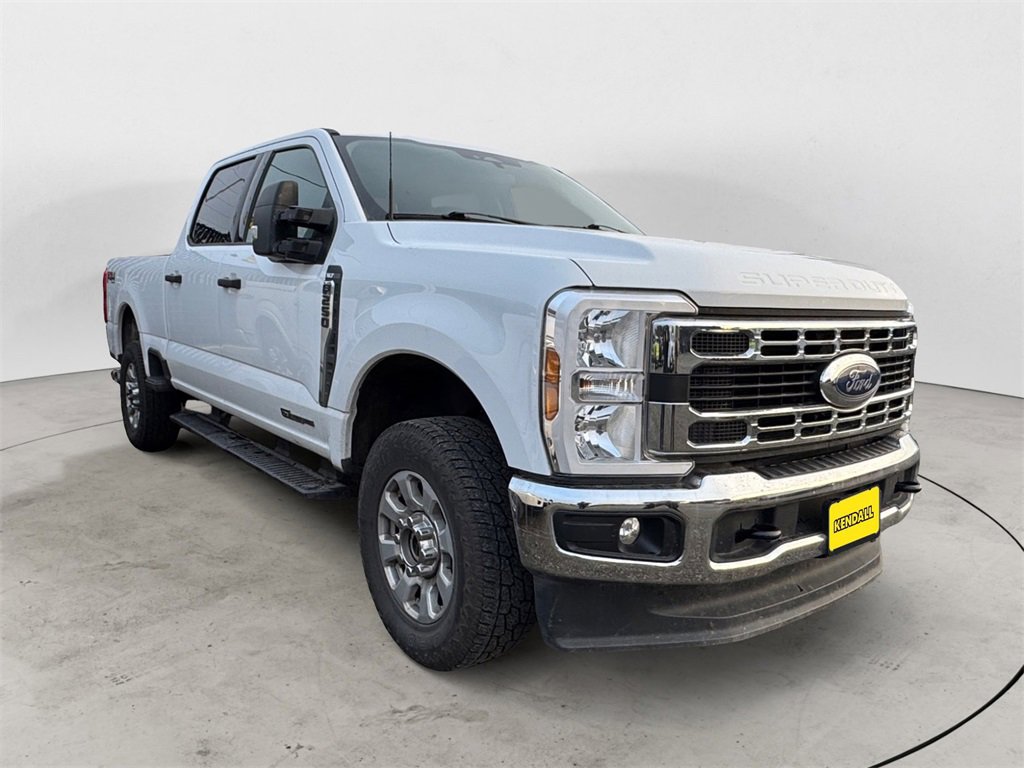 Used 2024 Ford F250 XLT w/ FX4 Off-Road Package image 4