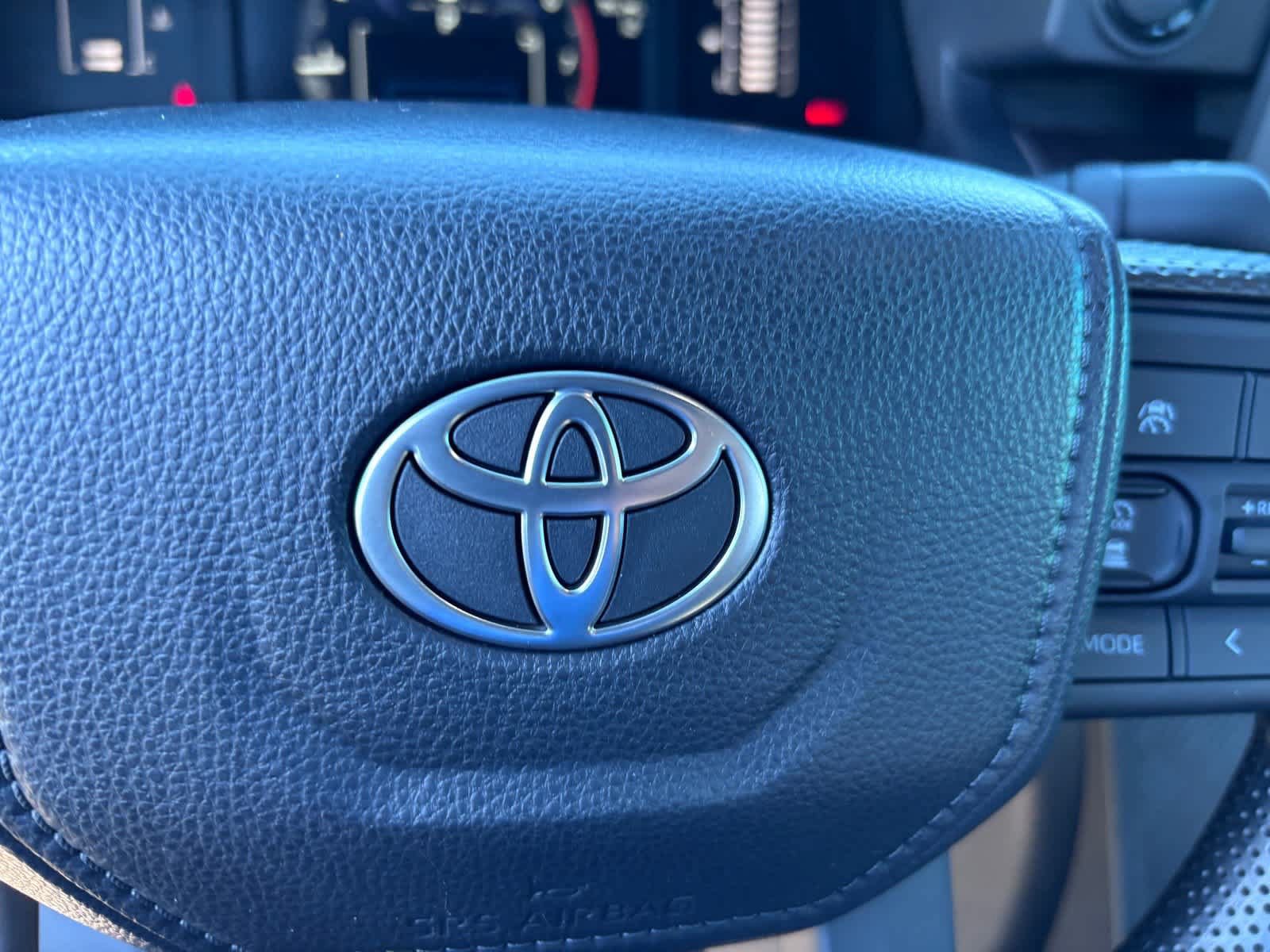 Used 2026 Toyota Tacoma SR5 RWD image 25