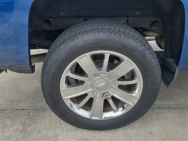 Used 2018 Chevrolet Silverado 1500 High Country image 5