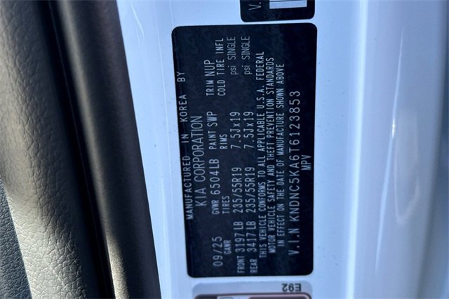 New 2026 Kia Carnival EX image 37