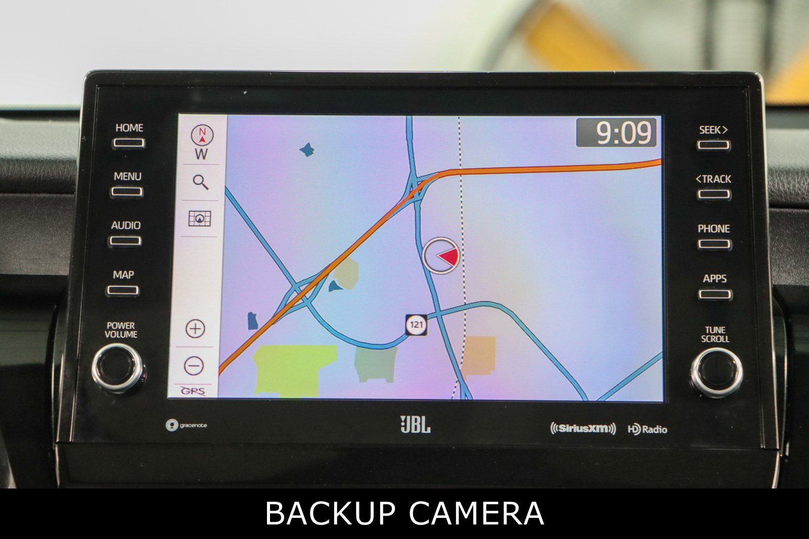 Used 2022 Toyota Camry XLE w/ Navigation Package image 18