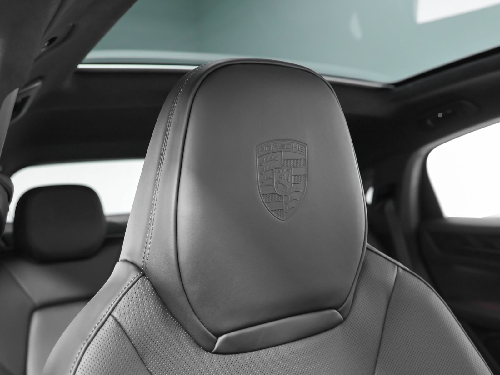 New 2026 Porsche Cayenne GTS AWD/4WD image 27