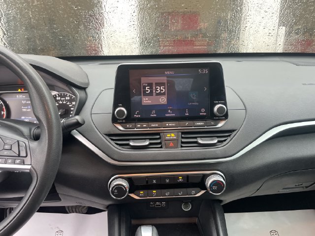 Used 2020 Nissan Altima 2.5 S FWD image 19