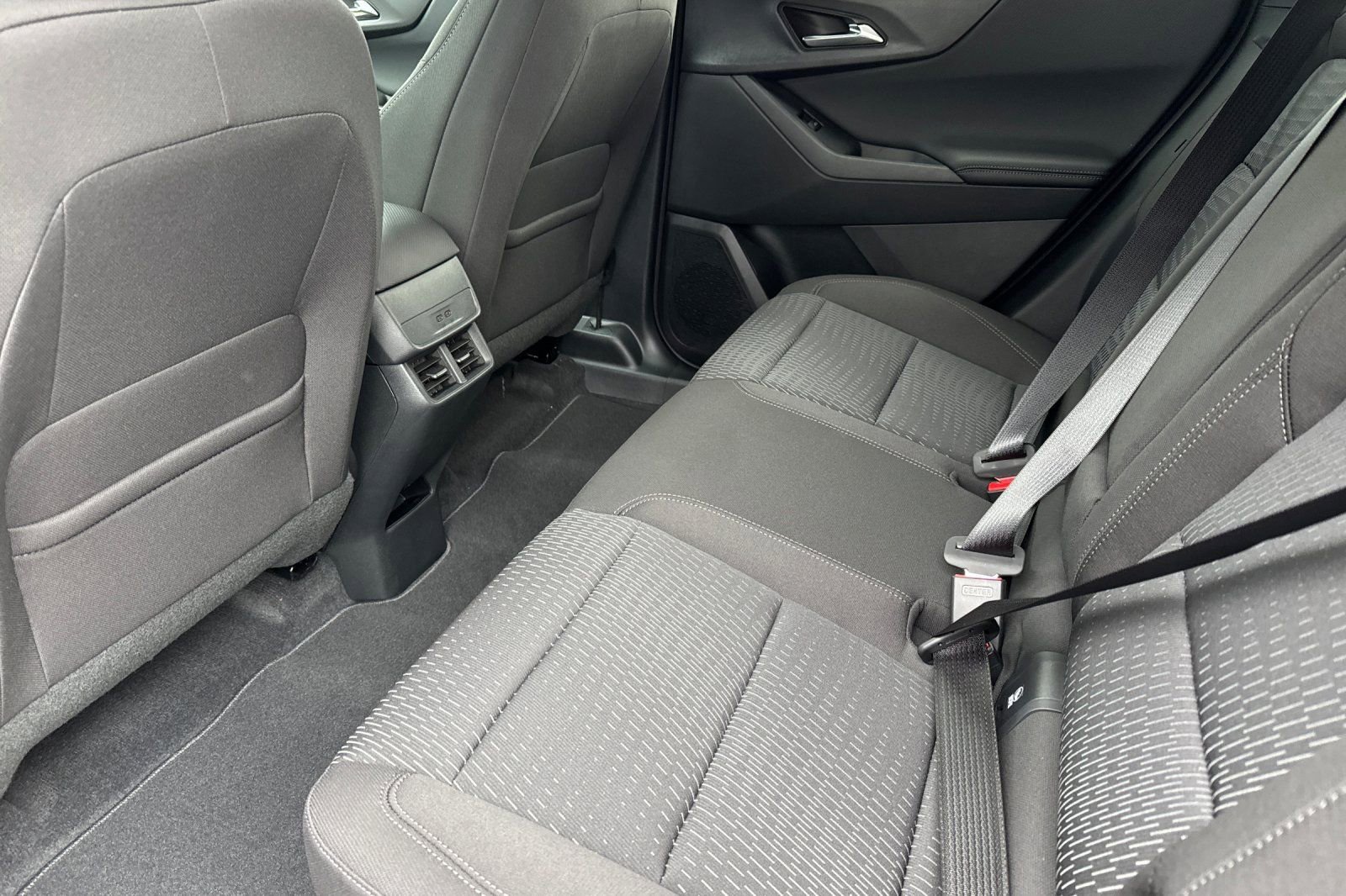 New 2026 Chevrolet Equinox LT image 11