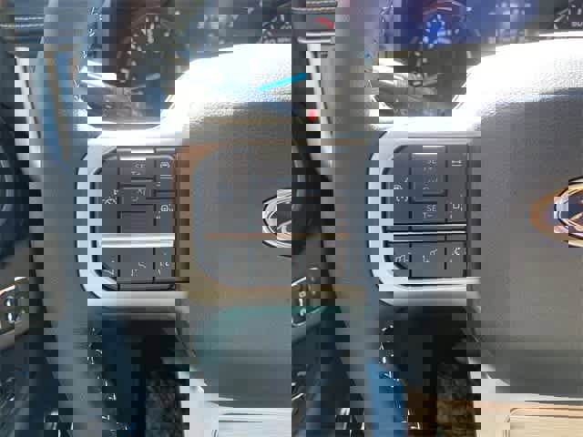 New 2024 Ford Expedition XLT image 22