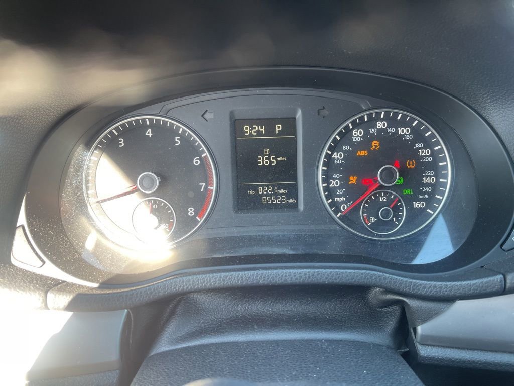 Used 2014 Volkswagen Passat 1.8T S image 16