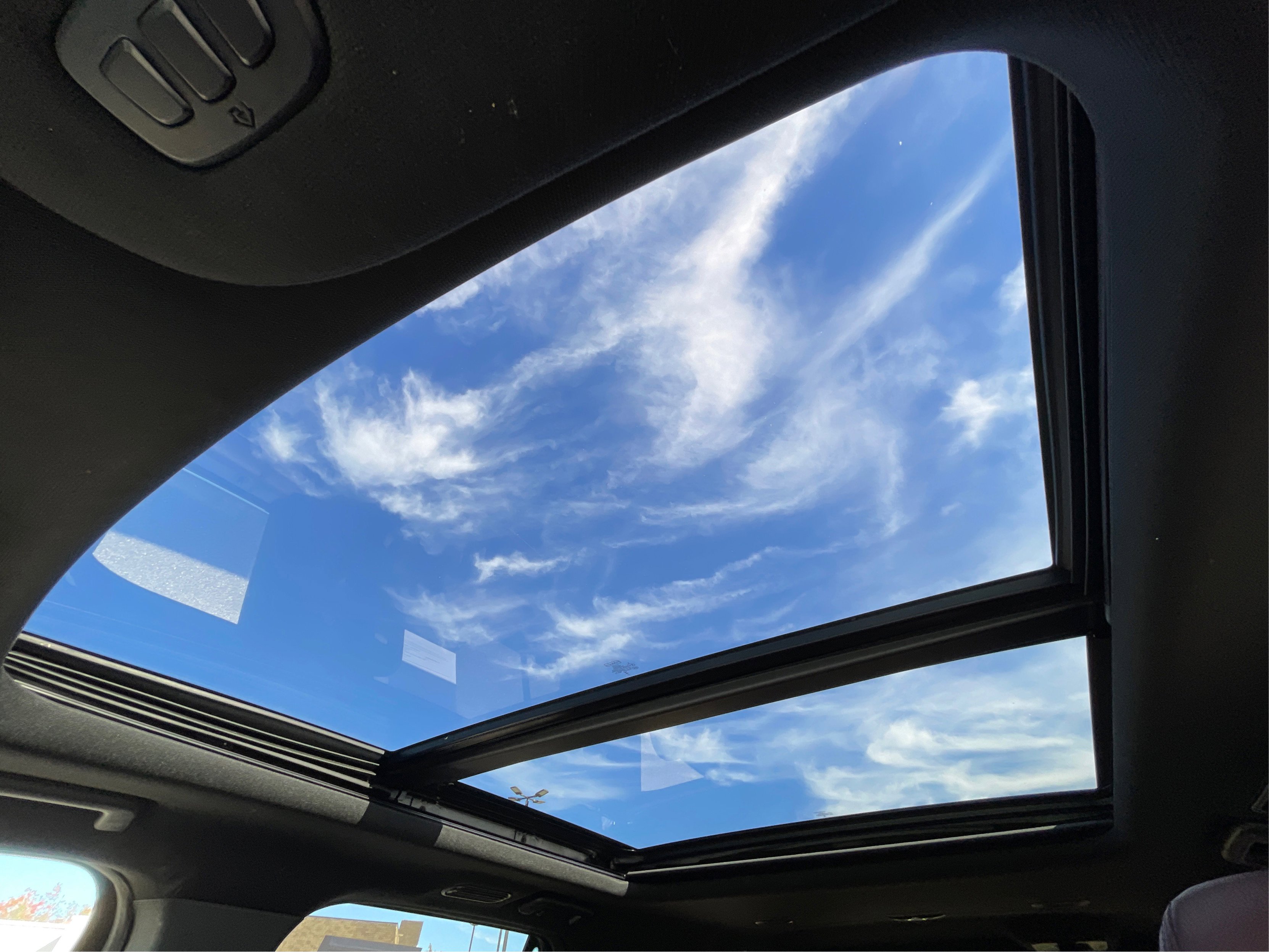 Used 2023 Ford Expedition Max Limited image 14