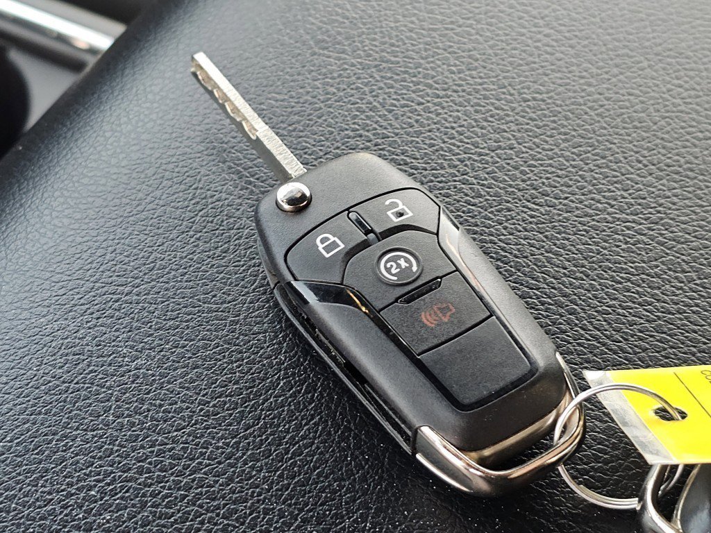 Used 2020 Ford F150 XLT w/ Equipment Group 302A Luxury image 35