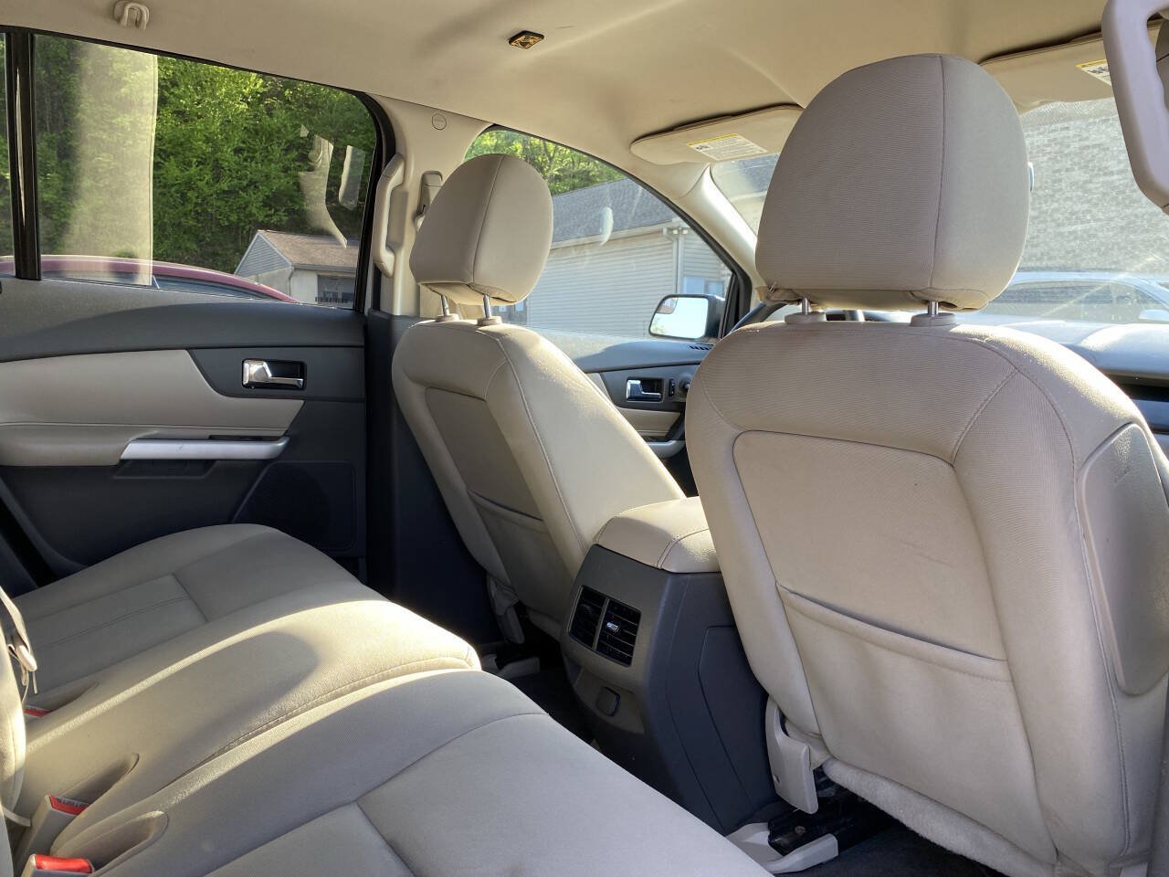 Used 2013 Ford Edge SE FWD image 18