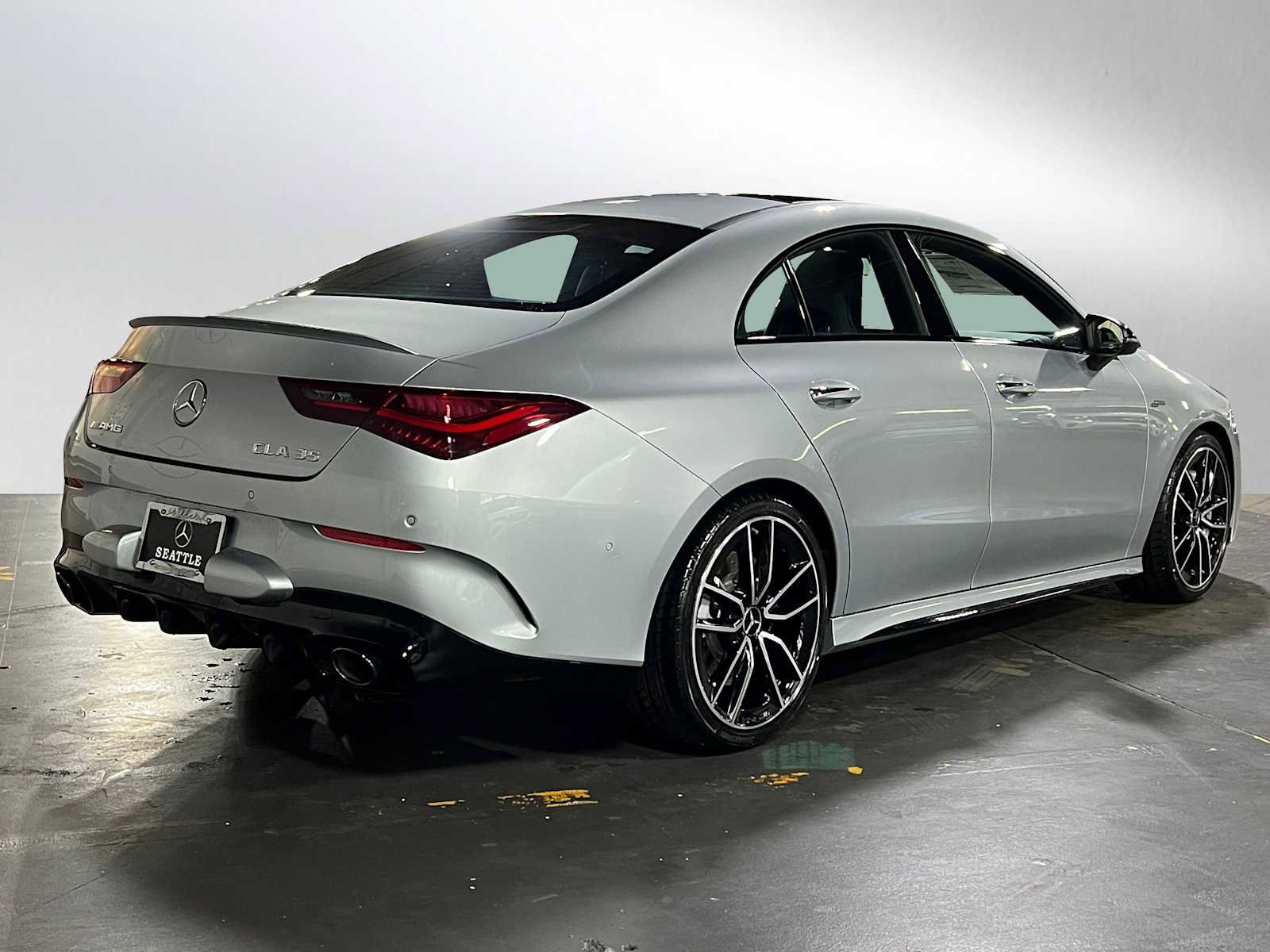 New 2025 Mercedes-Benz CLA 35 AMG 4MATIC image 3
