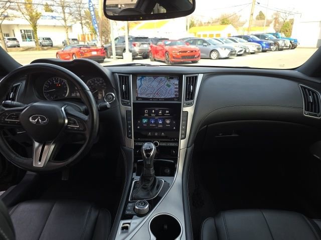 Used 2018 INFINITI Q60 3.0t Luxe w/ Sensory Package 3.0T Luxe image 3