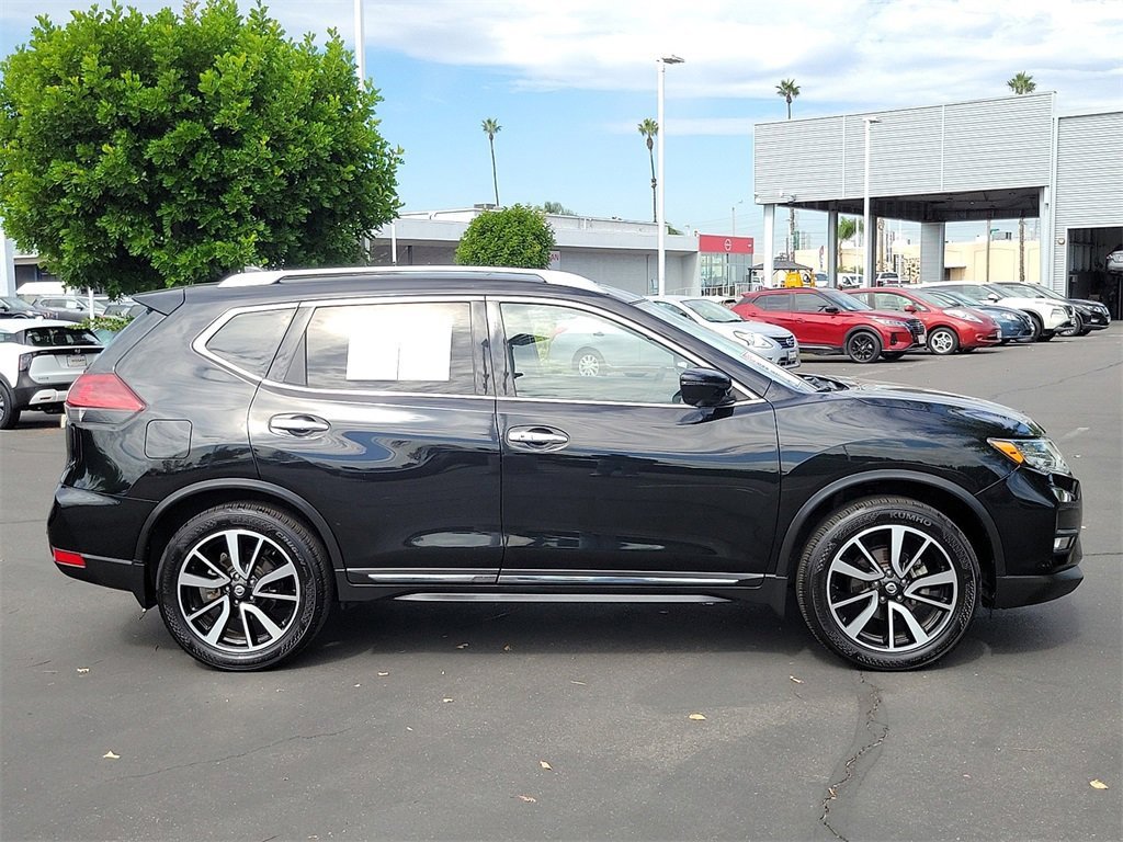 Used 2020 Nissan Rogue SL w/ Premium Package image 33
