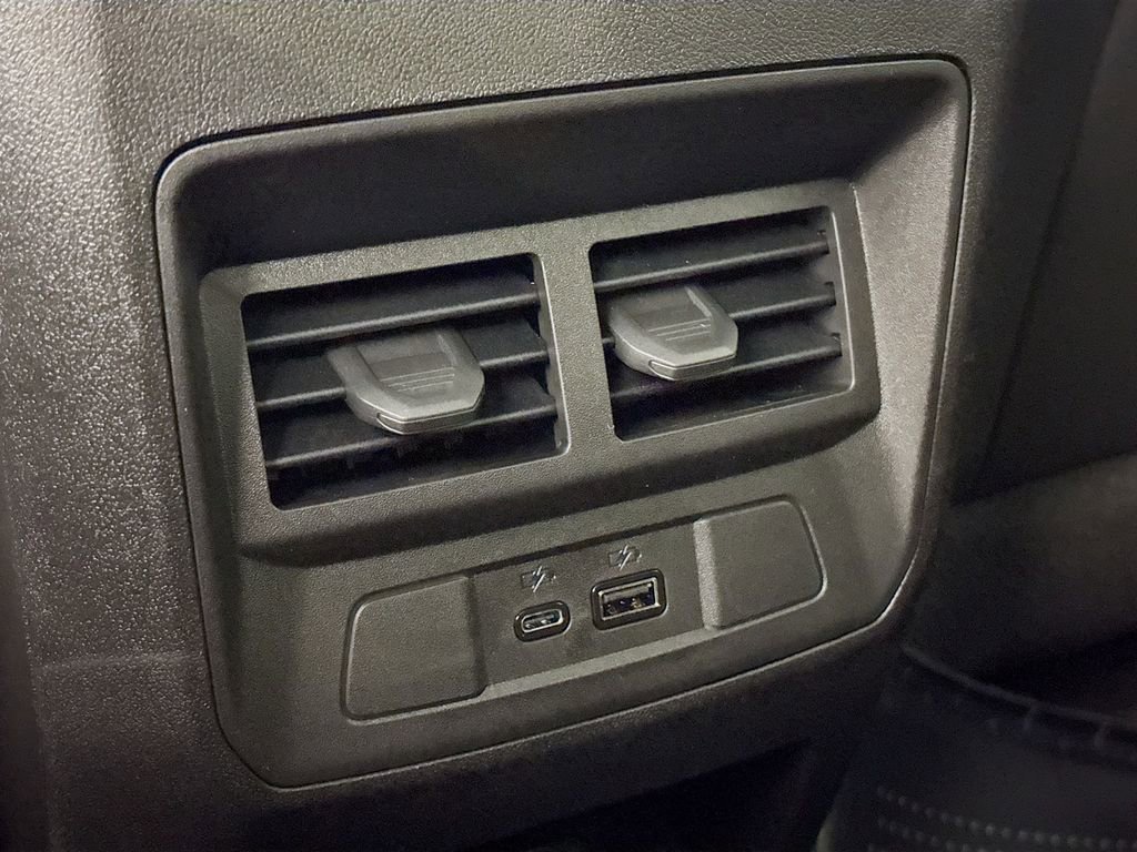 Used 2026 Chevrolet Colorado Z71 w/ Technology Package image 29