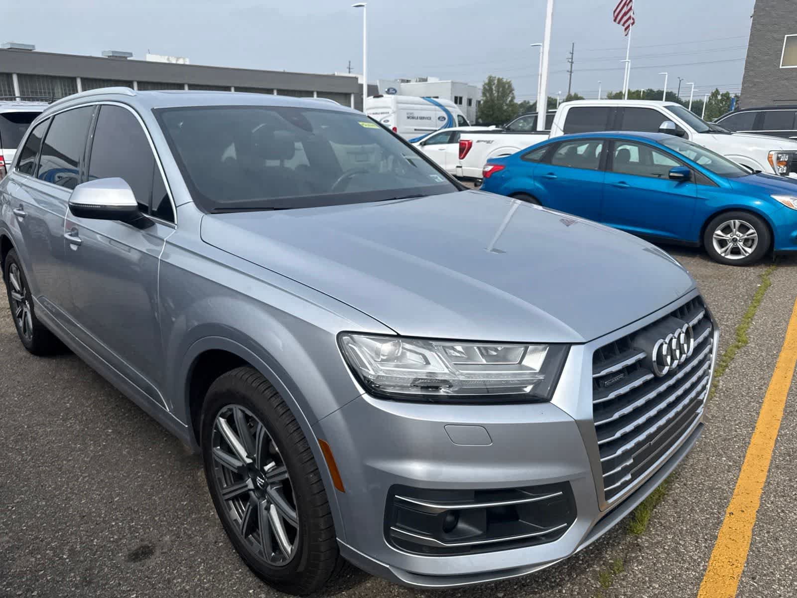 Used 2017 Audi Q7 3.0T Premium Plus w/ Premium Plus Package AWD/4WD image 27