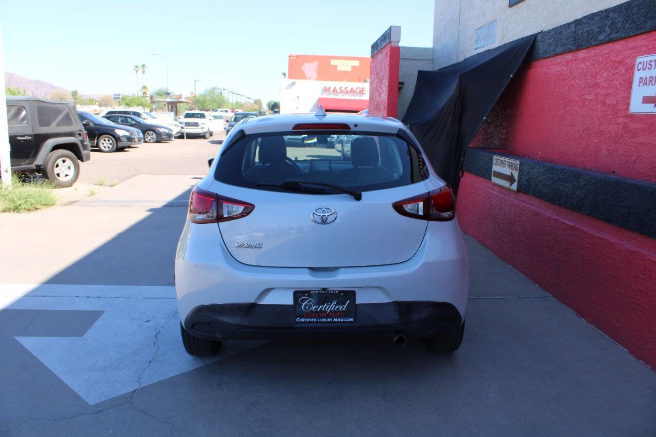 Used 2020 Toyota Yaris LE image 6