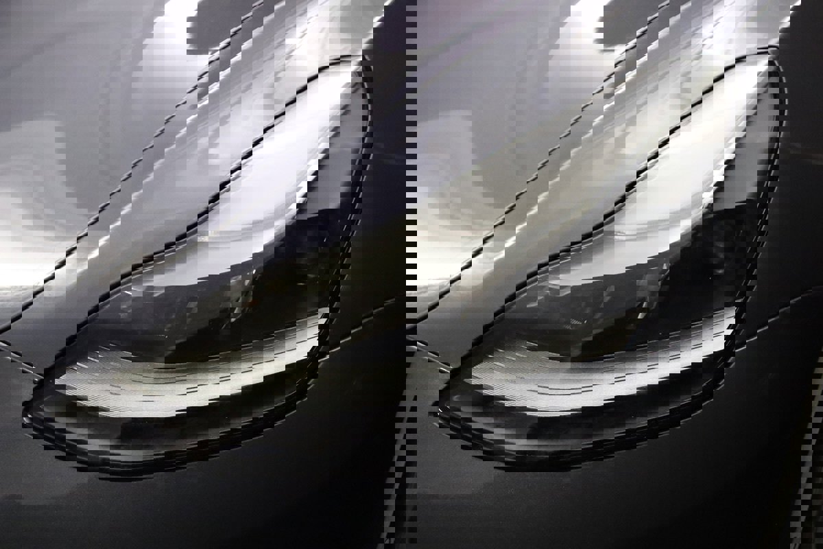 Used 2023 Tesla Model 3 Standard Range image 45