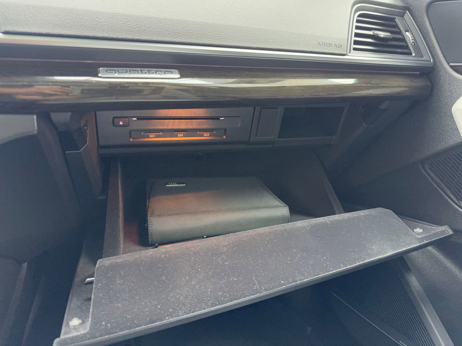 Used 2018 Audi Q5 Prestige w/ Prestige Package image 34