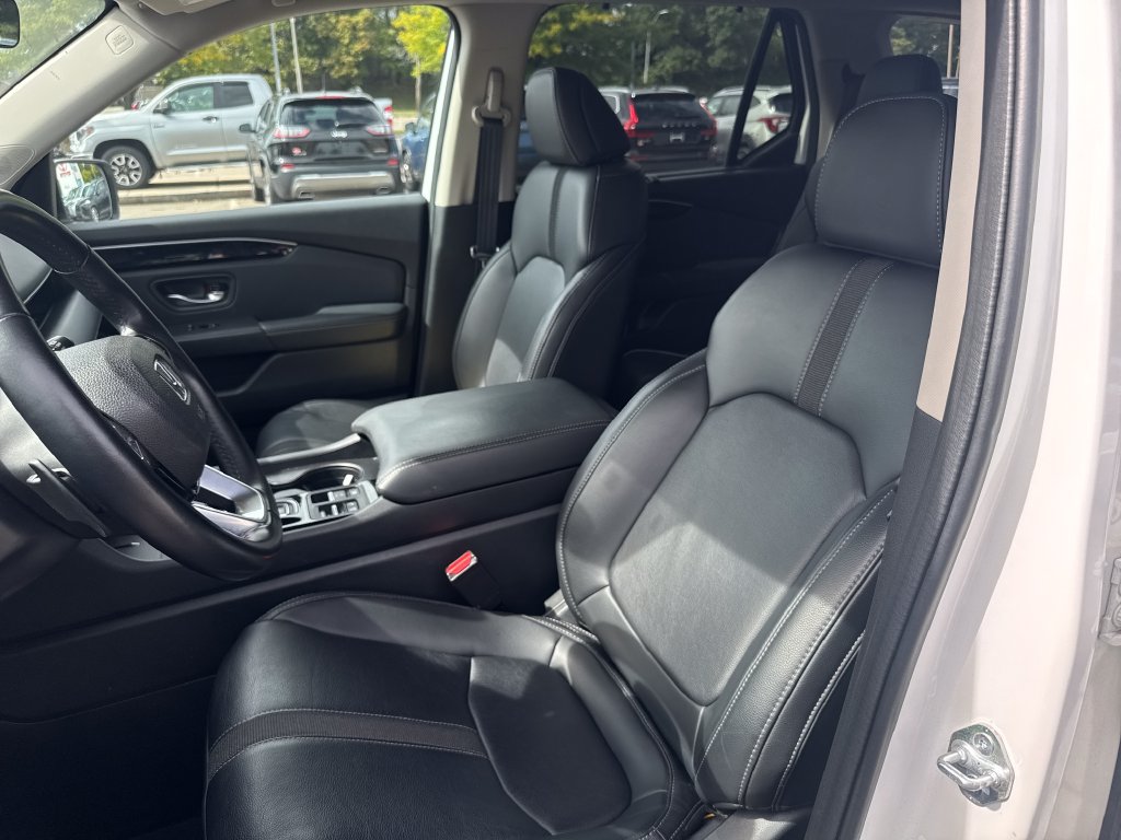 Used 2023 Honda Pilot EX-L image 17