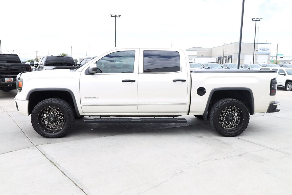 Used 2015 GMC Sierra 1500 Denali w/ Driver Alert Package AWD/4WD image 3