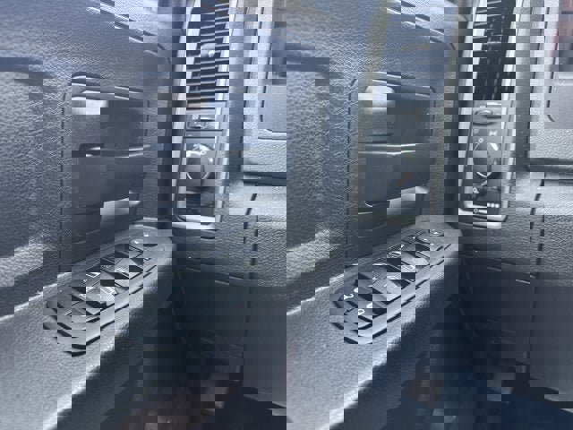 Used 2018 RAM 2500 Tradesman w/ Chrome Appearance Group image 25