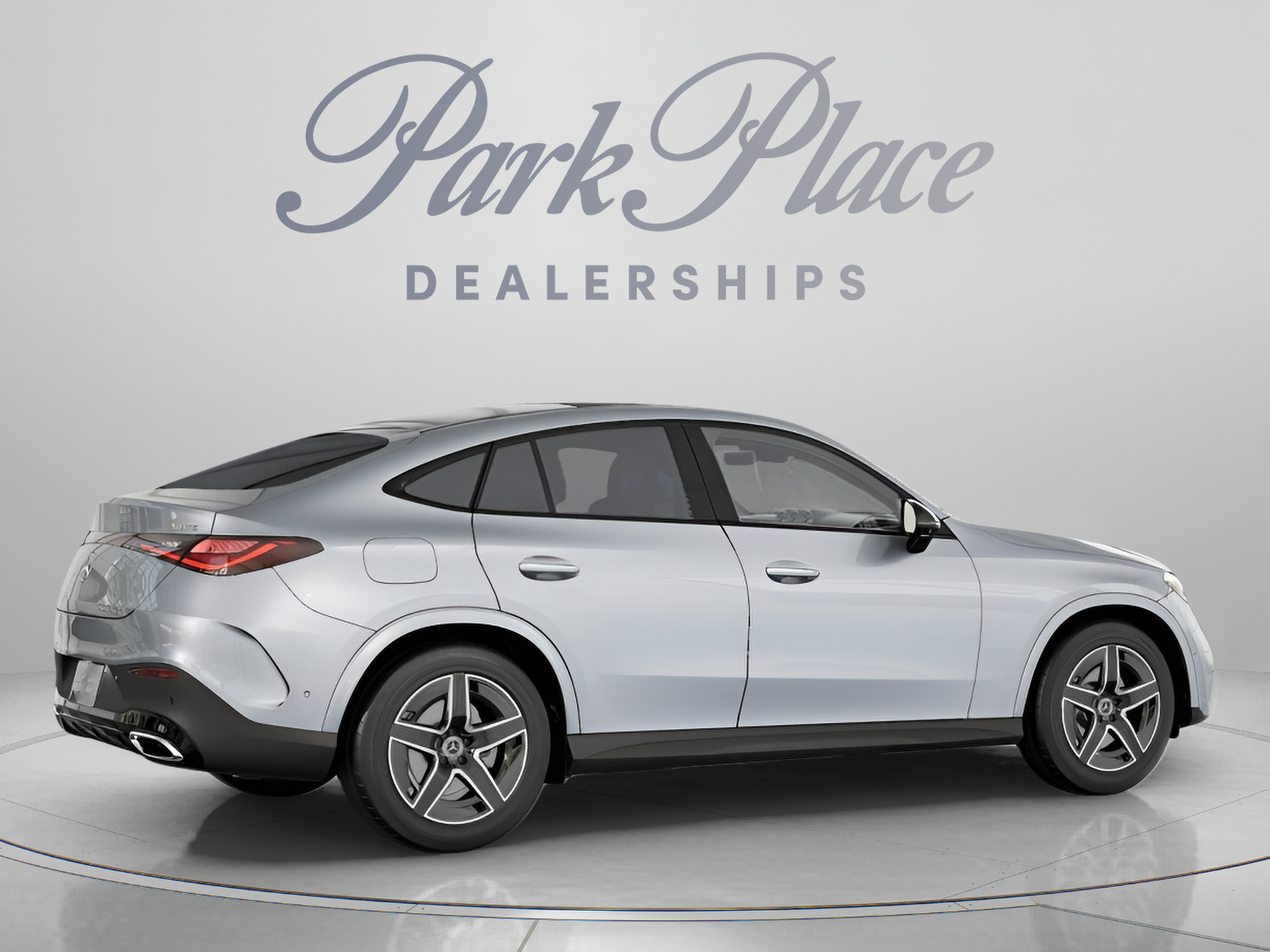 Used 2024 Mercedes-Benz GLC 300 4MATIC image 24