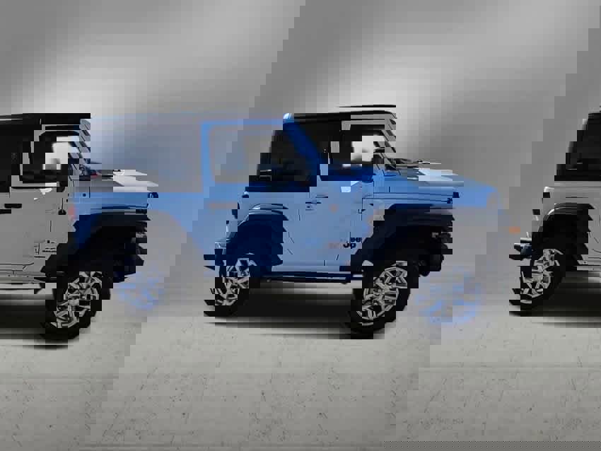 Used 2023 Jeep Wrangler Sport S image 9