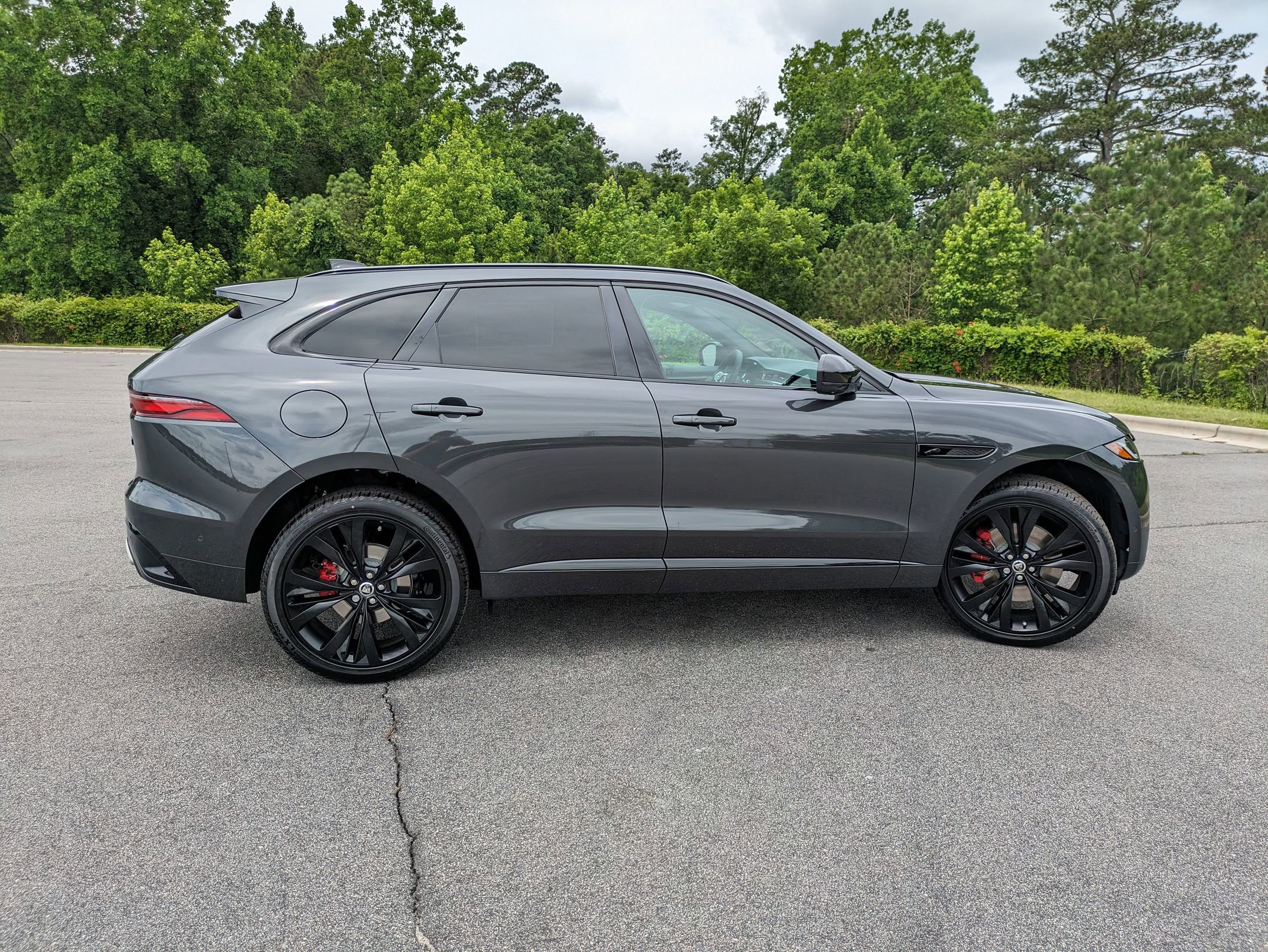 New 2026 Jaguar F-PACE R-Dynamic S image 5