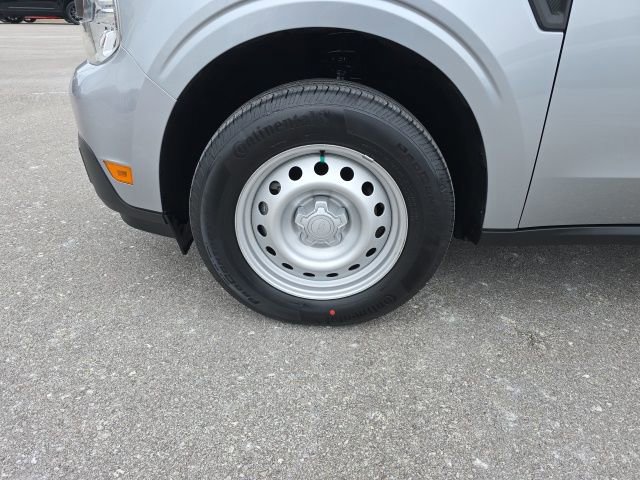 Certified 2022 Ford Maverick XL image 9