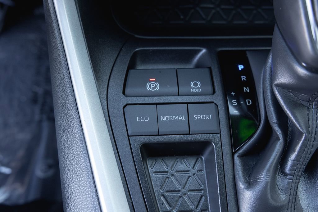 Certified 2024 Toyota RAV4 XLE Premium image 20