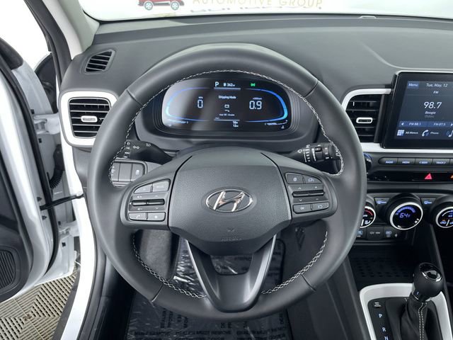 New 2026 Hyundai Venue SEL FWD image 25
