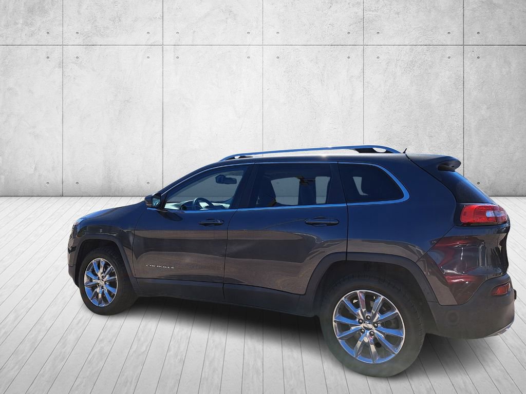 Used 2015 Jeep Cherokee Limited w/ Luxury Group image 8