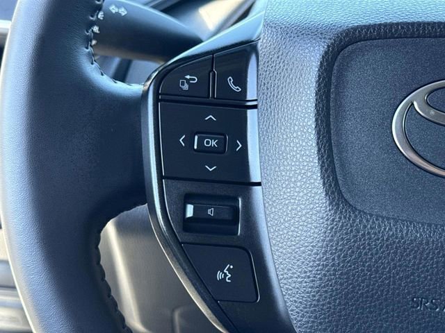 Used 2024 Toyota Prius LE image 40