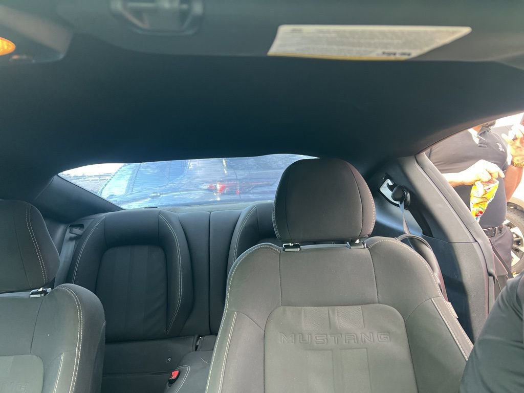 Used 2019 Ford Mustang Coupe image 7