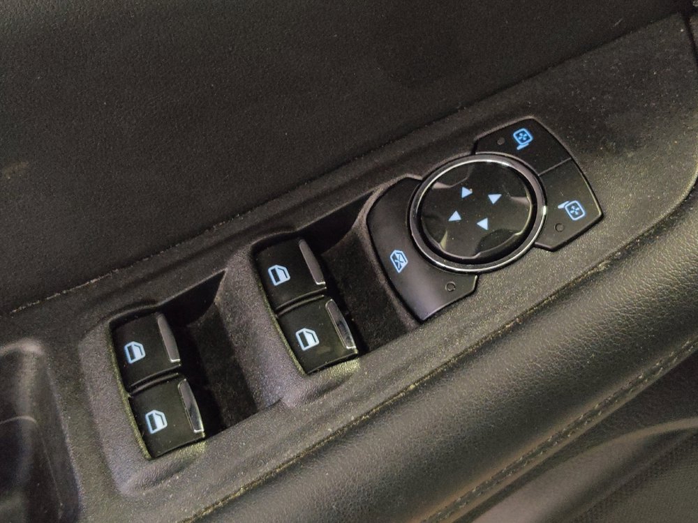 Used 2024 Ford Edge SEL image 27