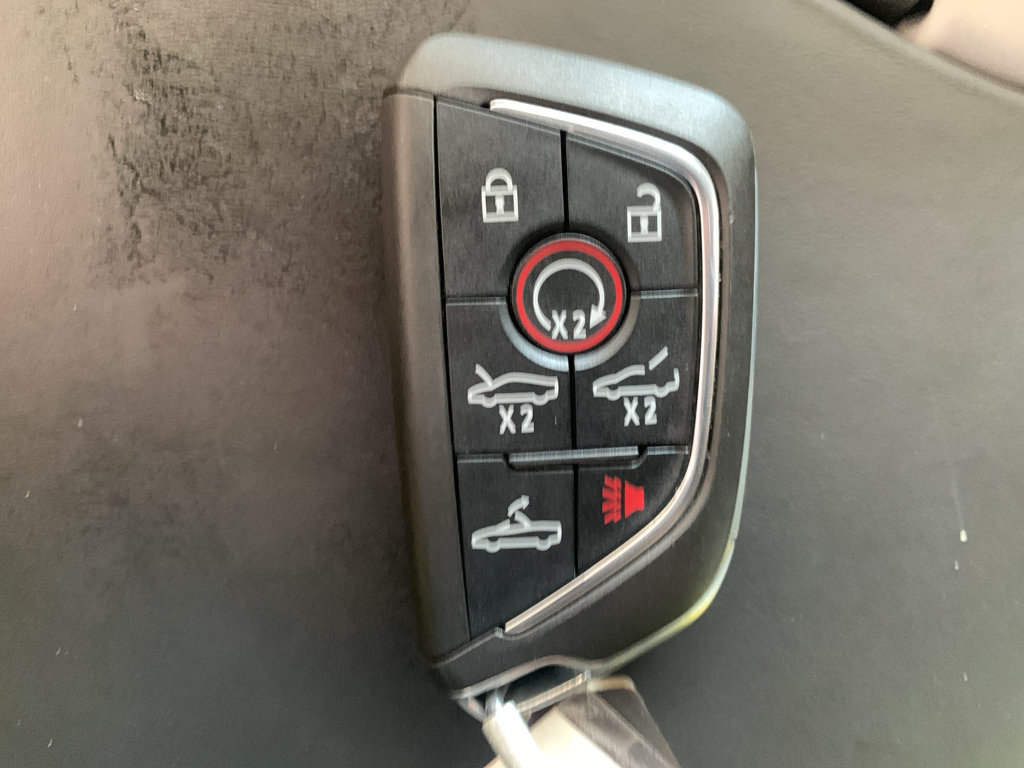 Used 2022 Chevrolet Corvette Stingray Premium Conv w/ Battery Protection Package RWD image 30