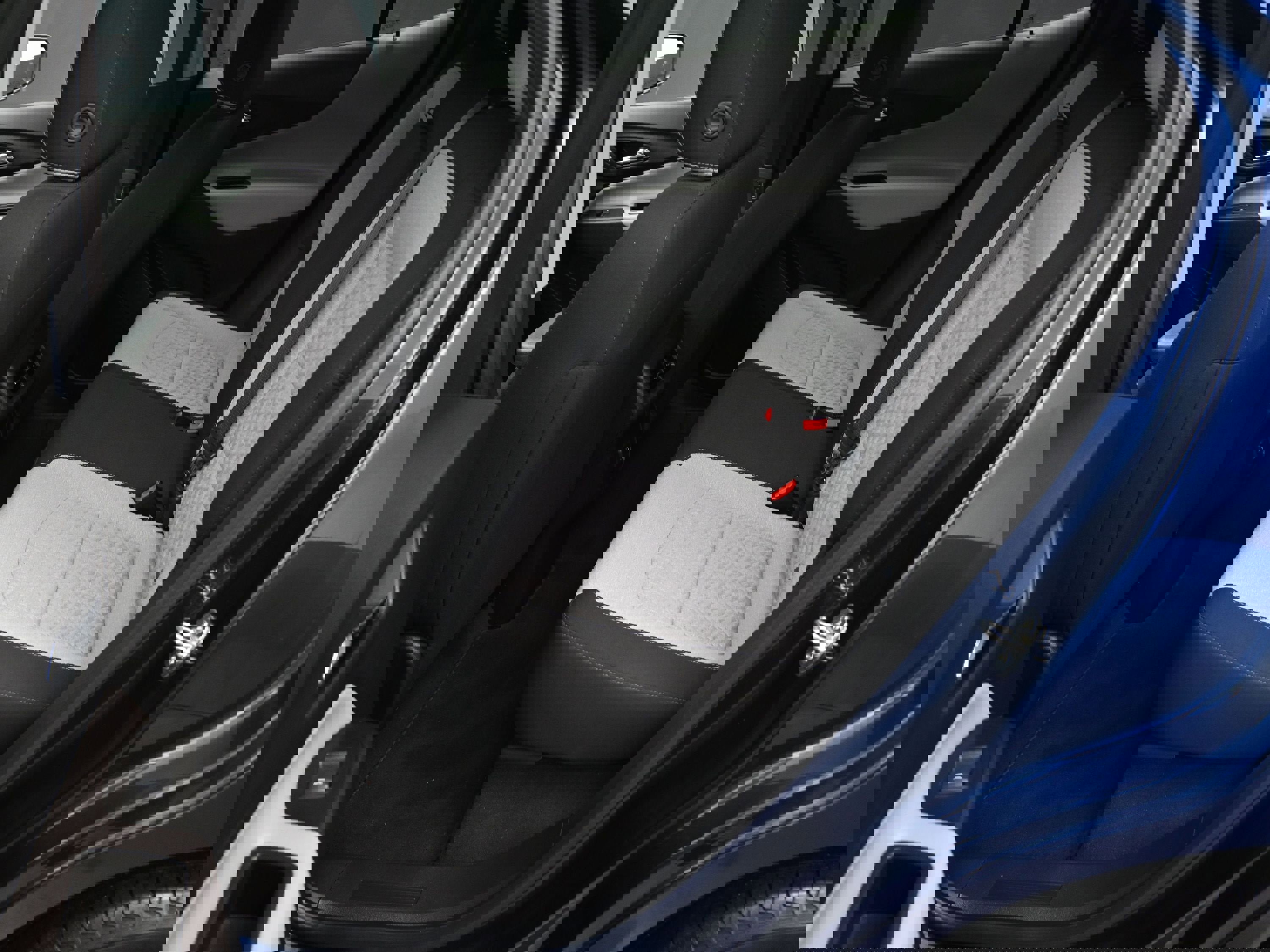 Used 2022 Chevrolet Equinox LS w/ LS Convenience Package image 23