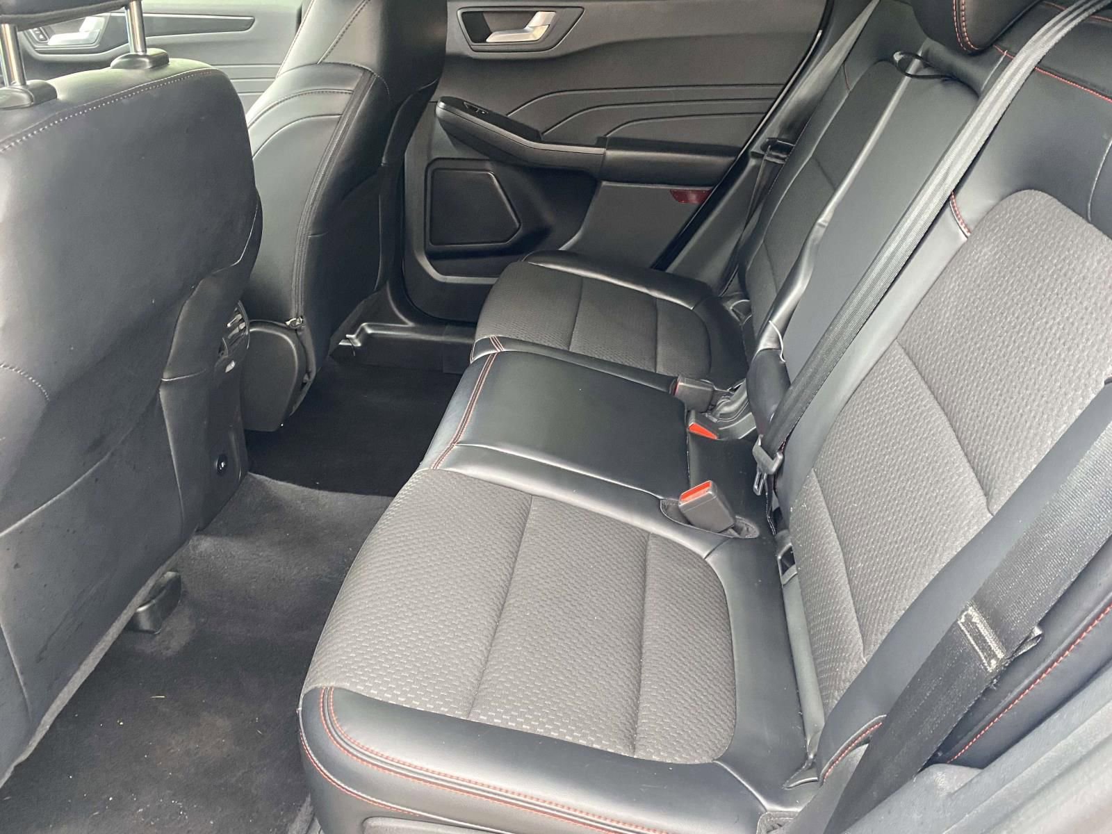 Used 2023 Ford Escape ST-Line image 11