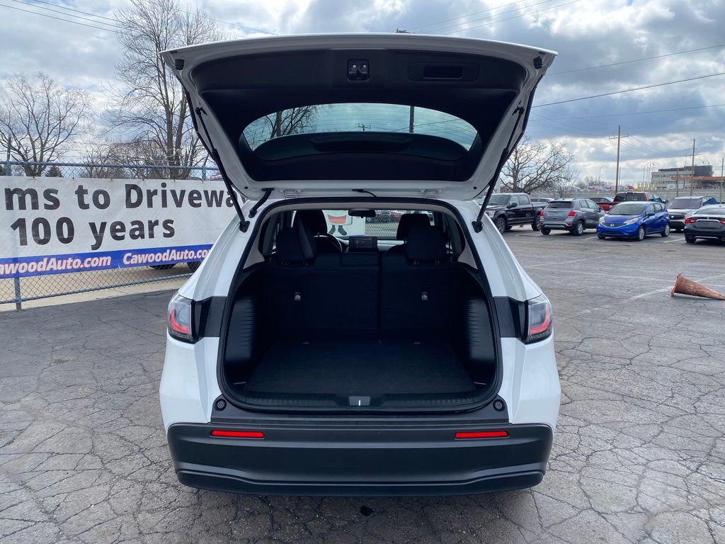 Used 2024 Honda HR-V LX image 4