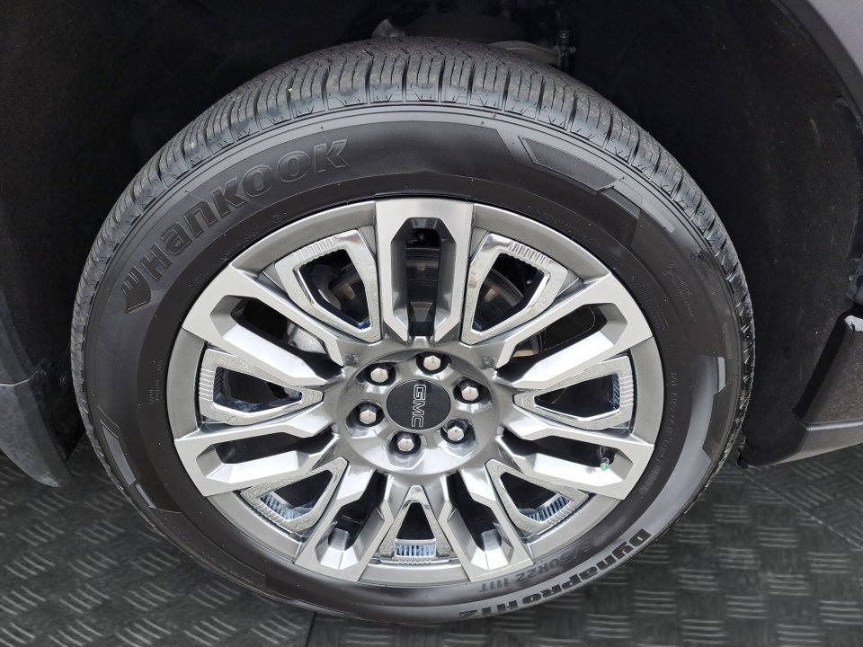 Certified 2024 GMC Sierra 1500 Denali Ultimate image 17