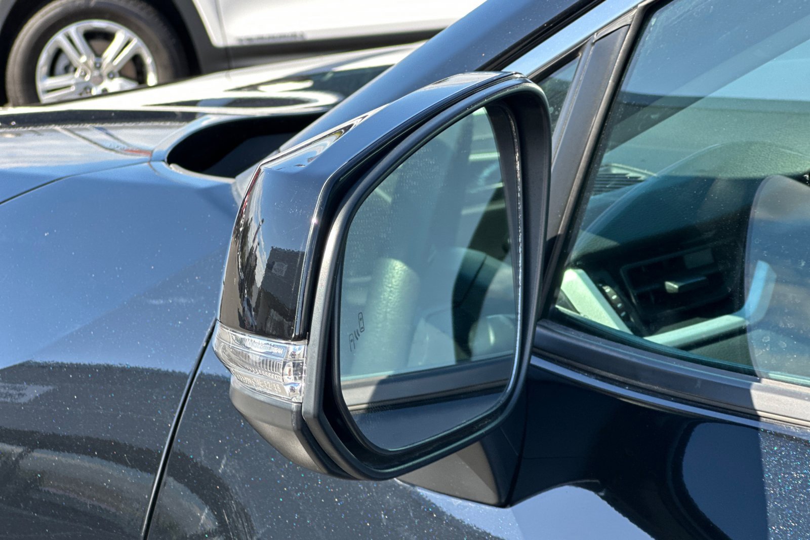 Used 2022 Toyota RAV4 LE image 51