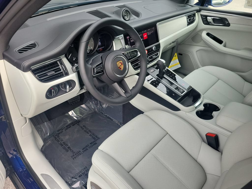New 2026 Porsche Macan S AWD/4WD image 4