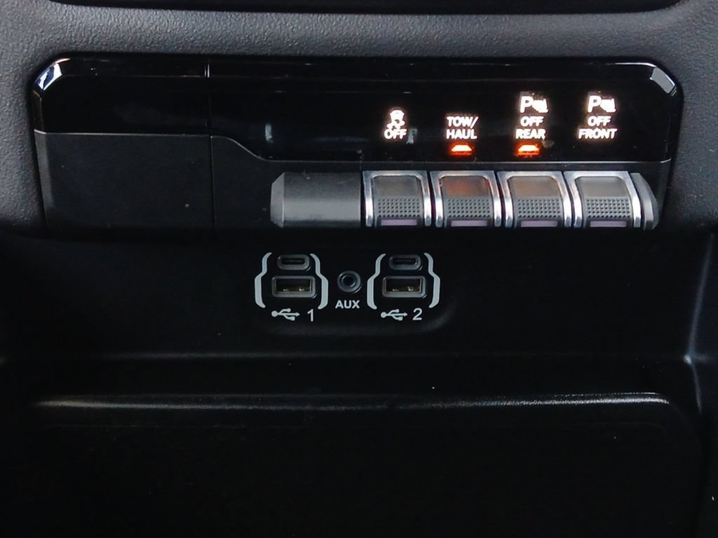 Used 2021 RAM 1500 Lone Star AWD/4WD image 23