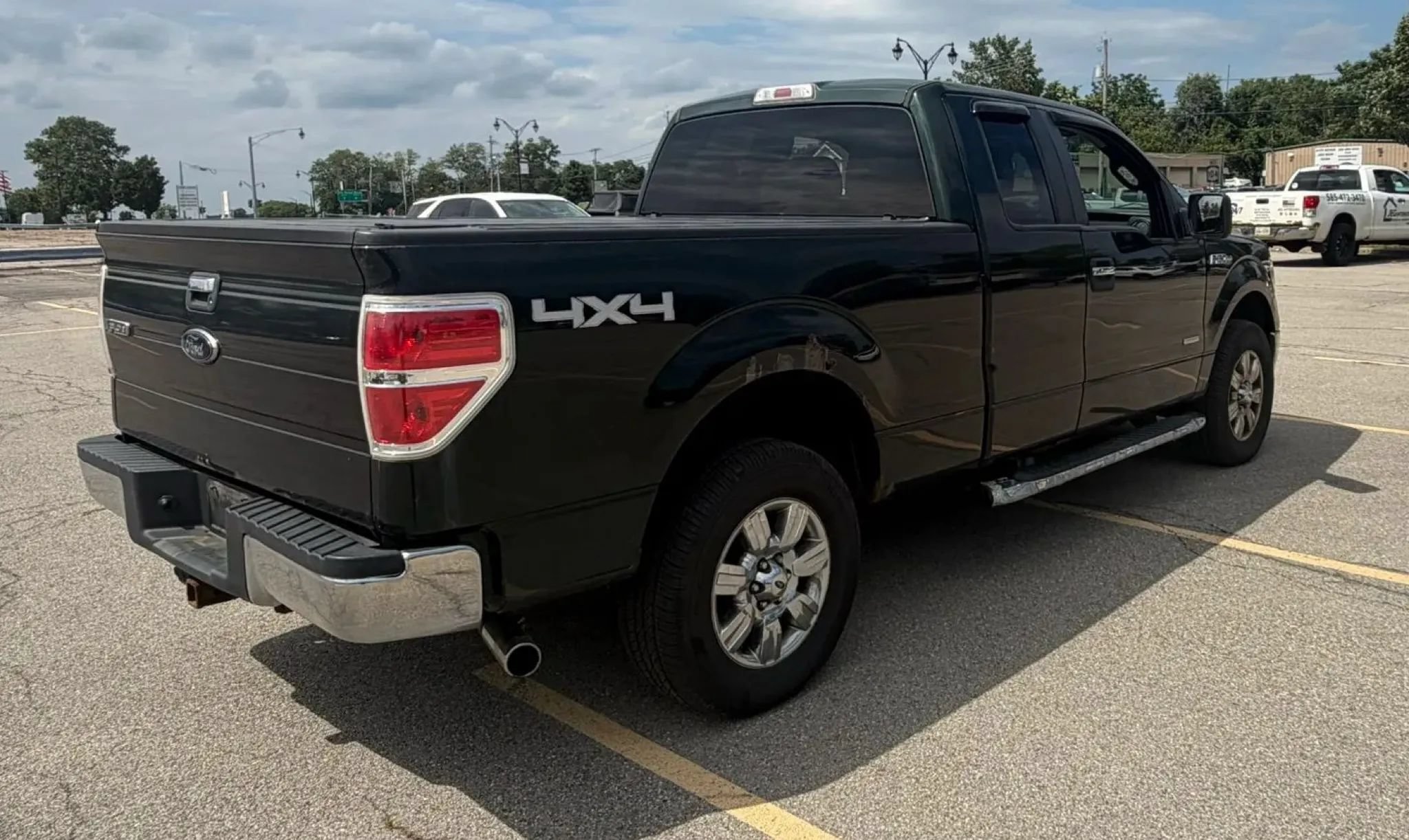 Used 2012 Ford F150 XLT w/ XLT Chrome Pkg AWD/4WD image 7