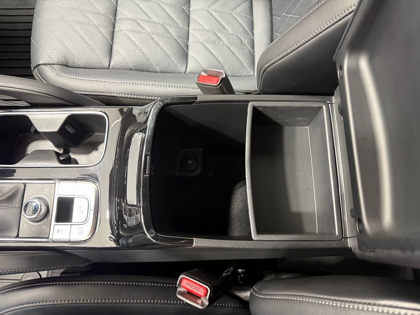 Used 2025 Kia Telluride SX Prestige X-Line image 30