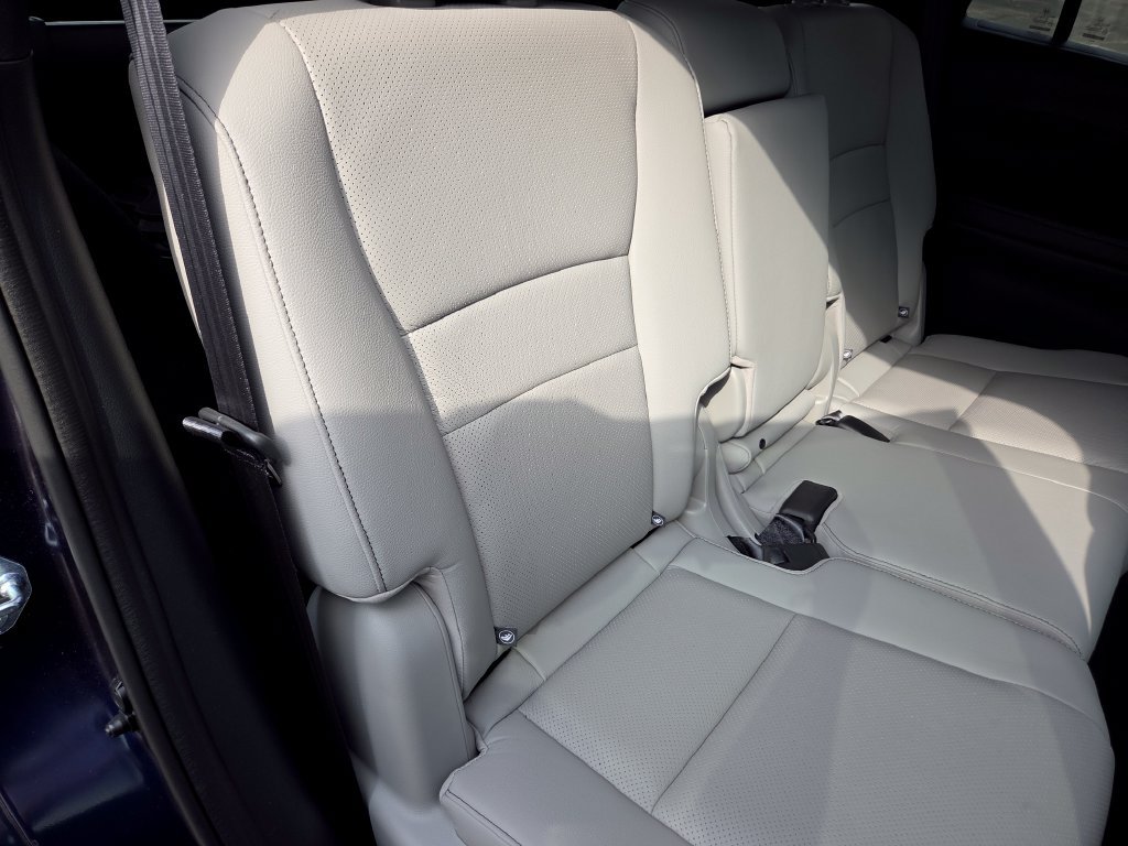 Used 2024 Honda Passport EX-L image 31