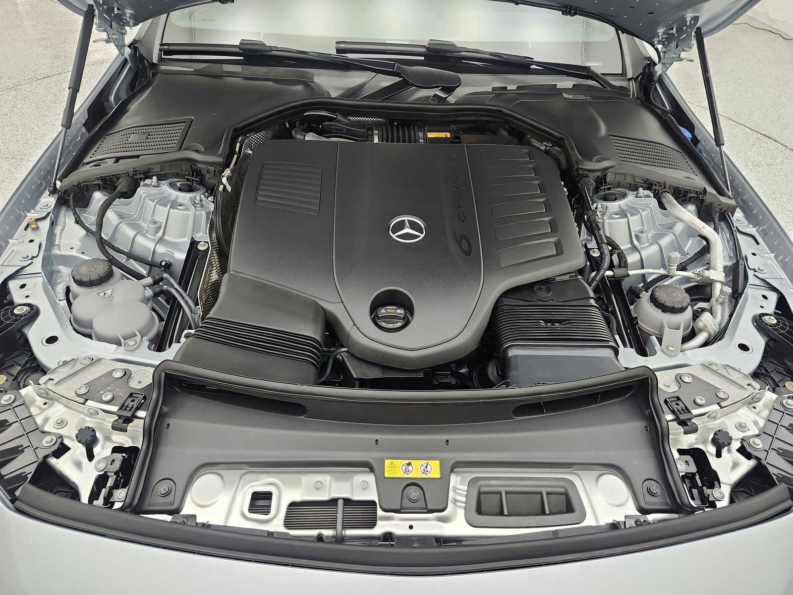 New 2026 Mercedes-Benz CLE 450 4MATIC Coupe image 12
