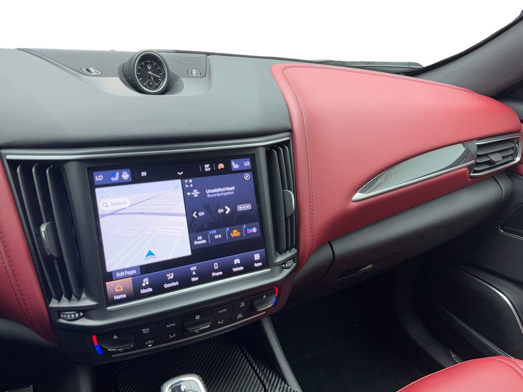 Used 2021 Maserati Levante S GranSport image 23