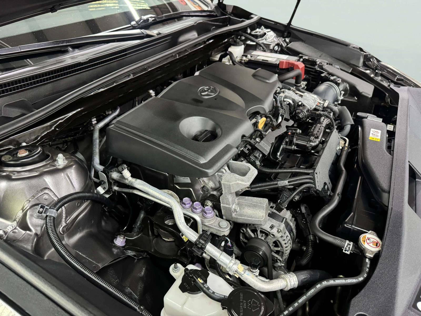 Used 2020 Toyota Camry XLE FWD image 69