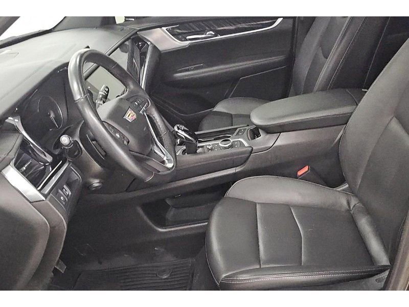 Used 2024 Cadillac XT6 Premium Luxury AWD/4WD image 7