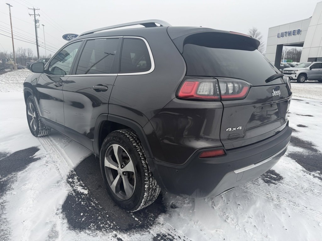 Used 2021 Jeep Cherokee Limited image 3